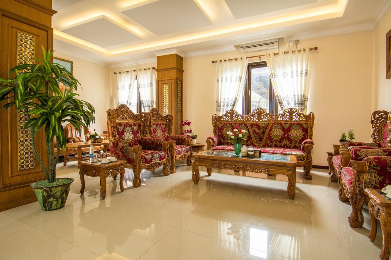 The Hotel Emperor-Inle Nyaung Shwe Dış mekan fotoğraf