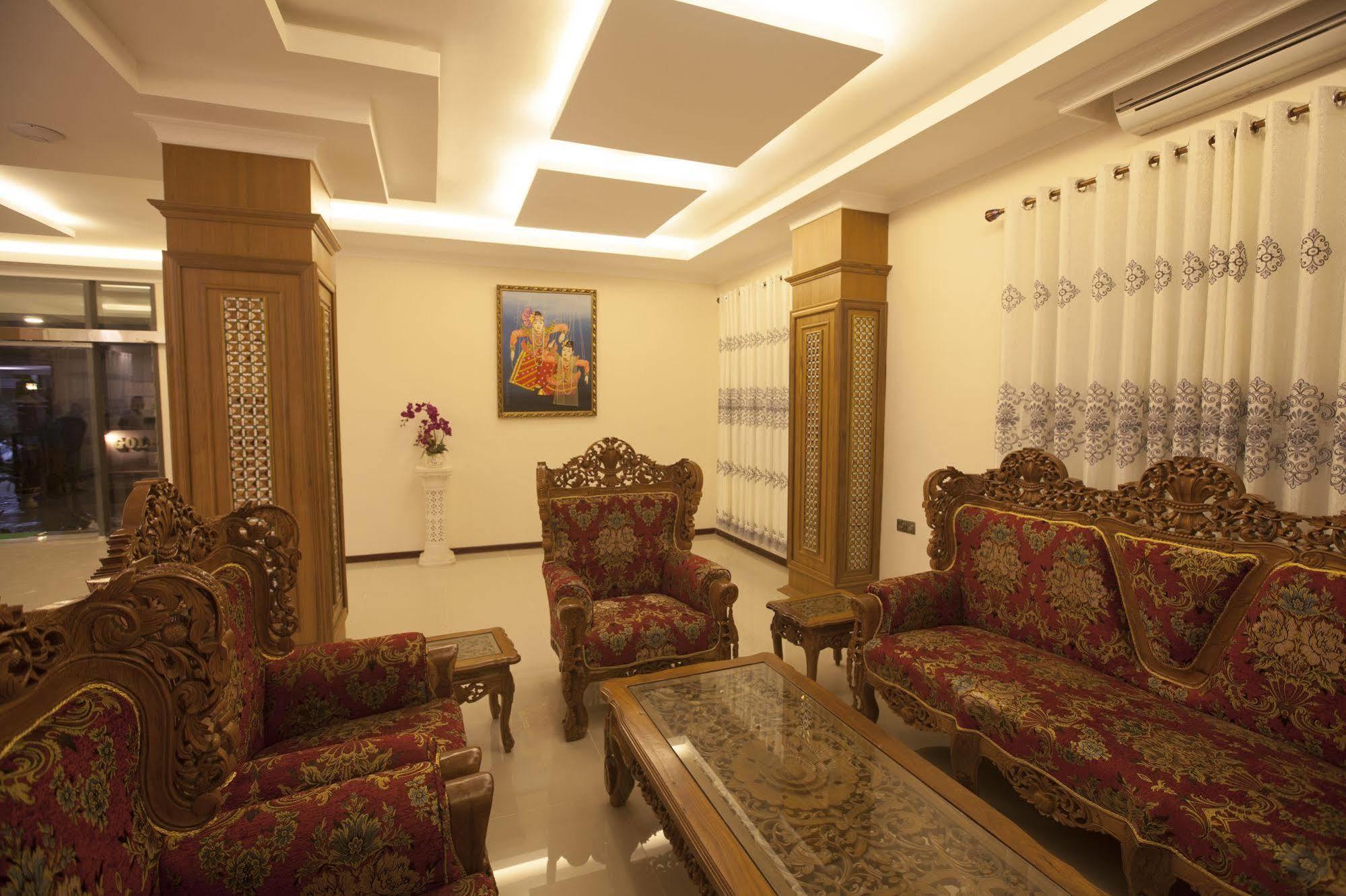 The Hotel Emperor-Inle Nyaung Shwe Dış mekan fotoğraf