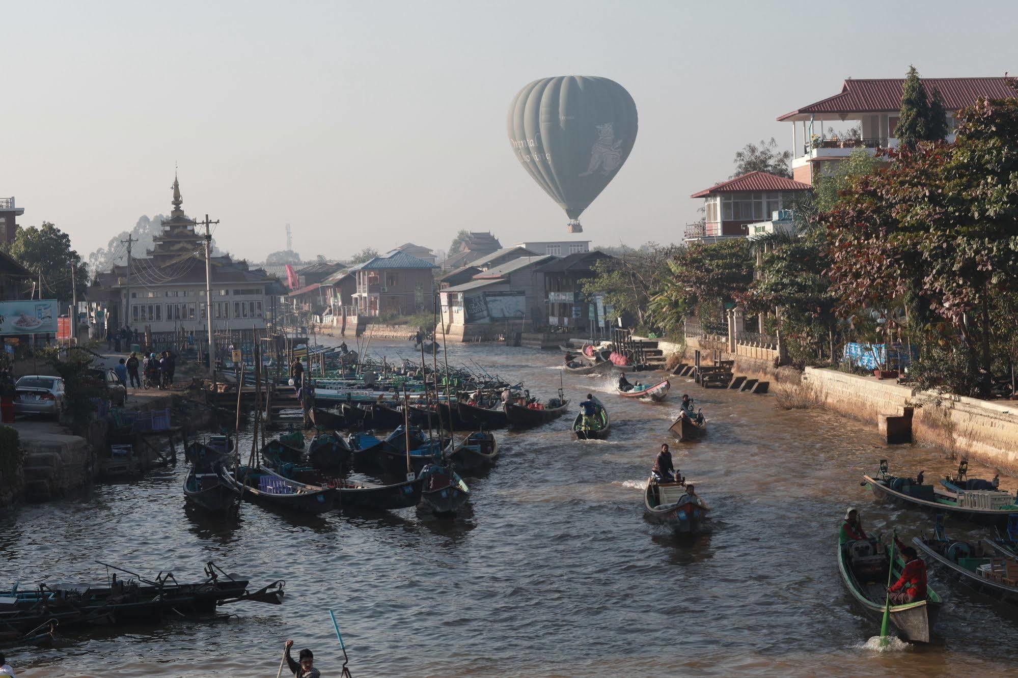 The Hotel Emperor-Inle Nyaung Shwe Dış mekan fotoğraf