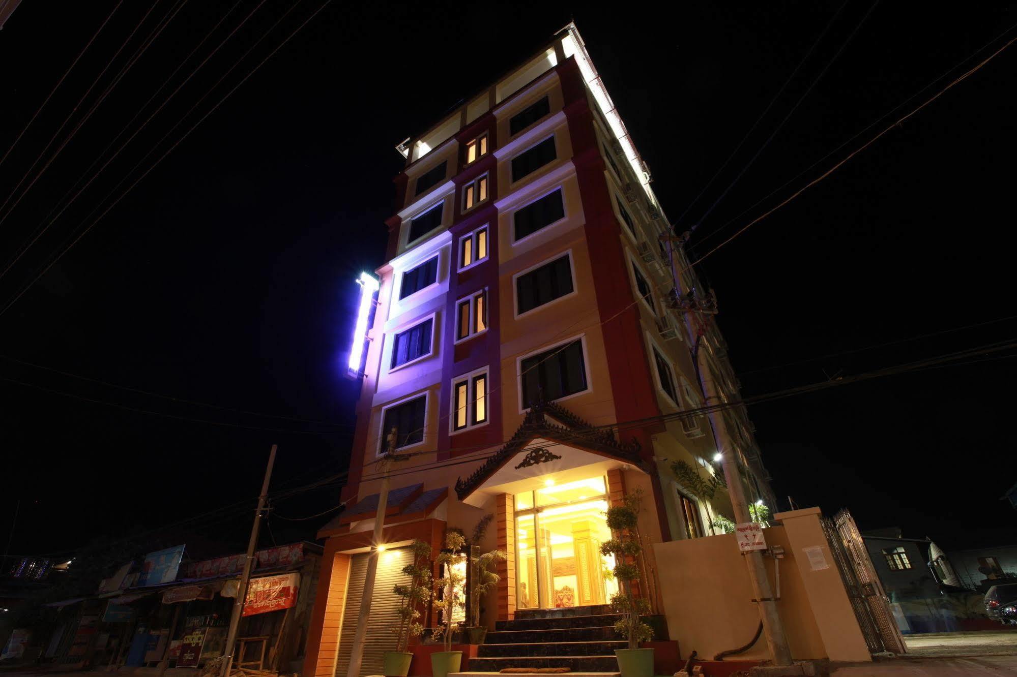 The Hotel Emperor-Inle Nyaung Shwe Dış mekan fotoğraf
